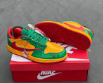 Charger l'image dans la galerie, ⚡ Nike SB Dunk Low "Special Edition" – Un Style Explosif !